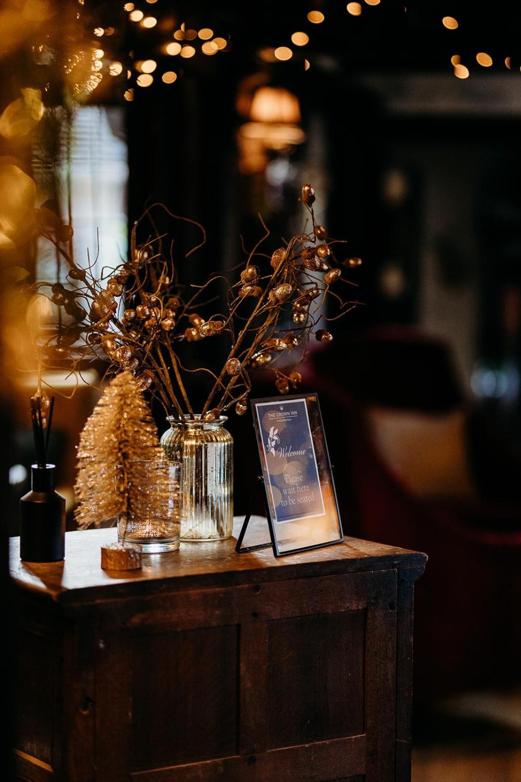 The Crown Inn Chiddingfold Esterno foto