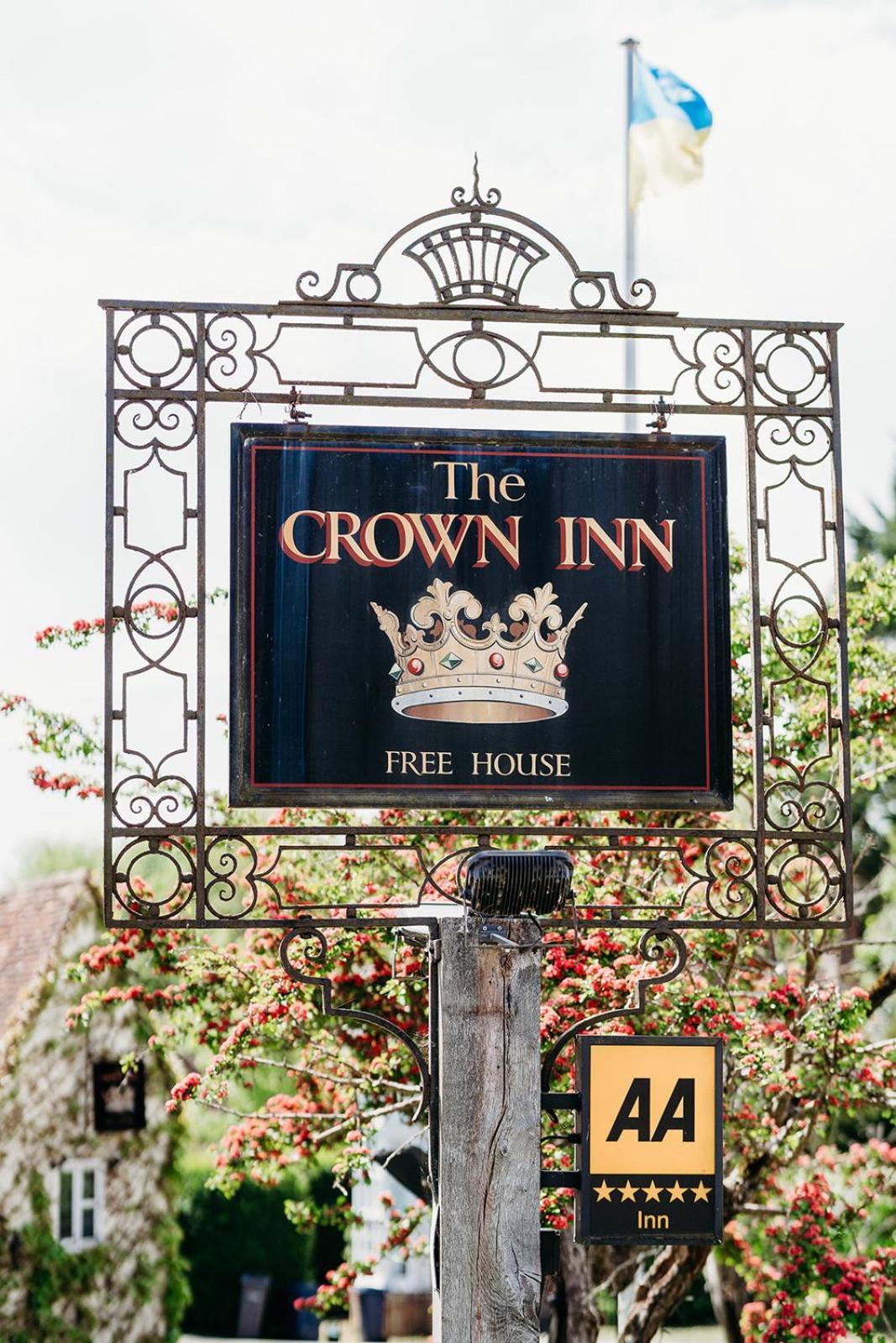 The Crown Inn Chiddingfold Esterno foto