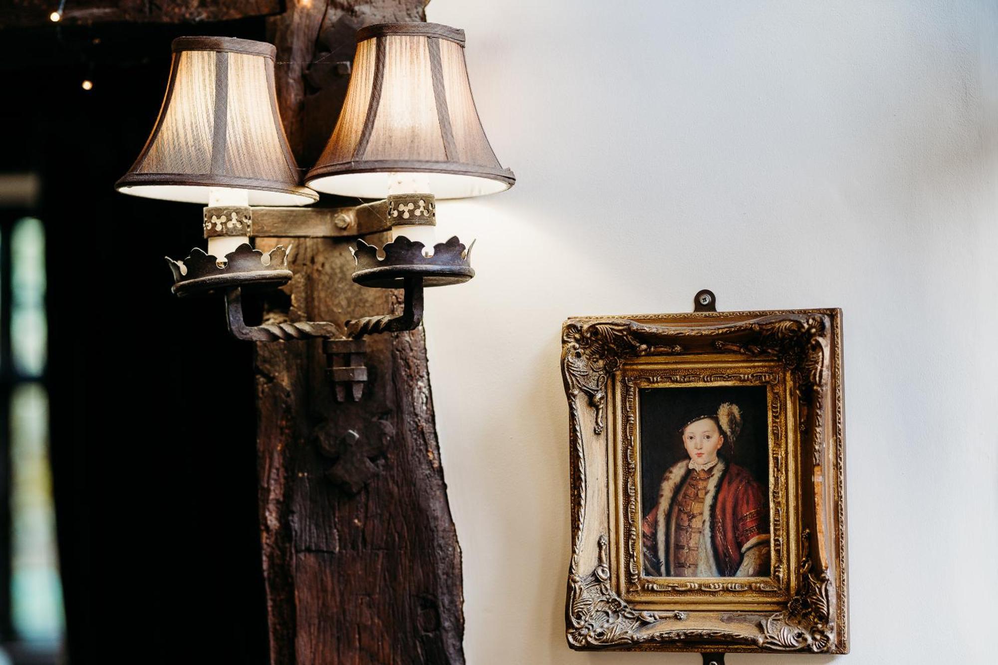 The Crown Inn Chiddingfold Esterno foto